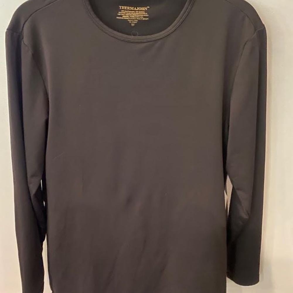 Men’s THERMAJOHN Ultra Soft Thermal Baselayer Shirt, Black, LIKE NEW! MEDIUM